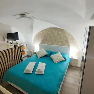 La Casa Di Elena Catania